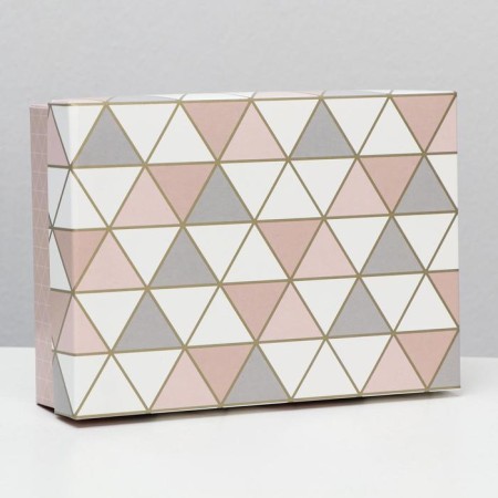 Gift Gift "Triangles", 21 x 15 x 5 cm