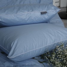 Pillow average, size 70x70 cm, color mix