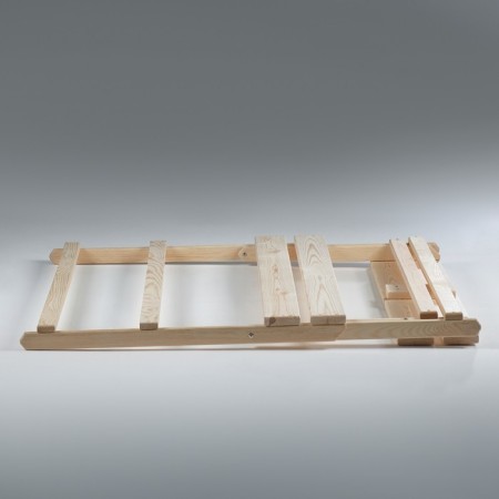 The bench is folding-3