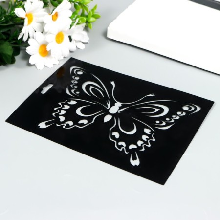 Plastic stencil "Butterfly No. 4" 19.5x14 cm-1