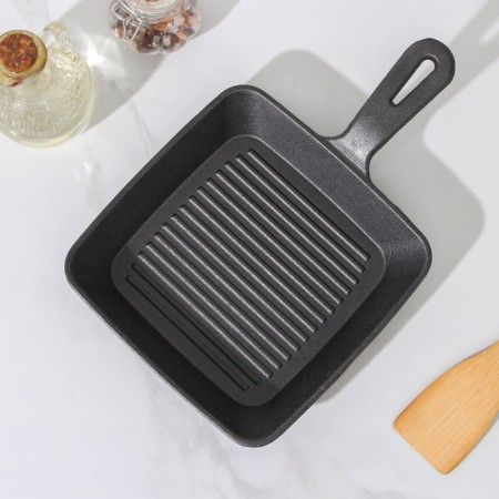 Skoroda-Gril cast-iron “Square. Grill ", 19 × 19 × 3 cm, cast -iron handle, black color-1