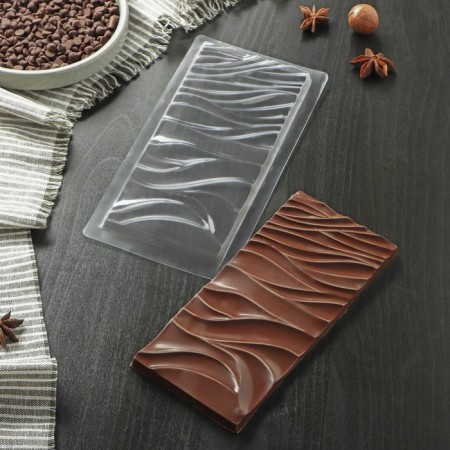 Form for chocolate and sweets "Waves", 18 × 8 cm, transparent color