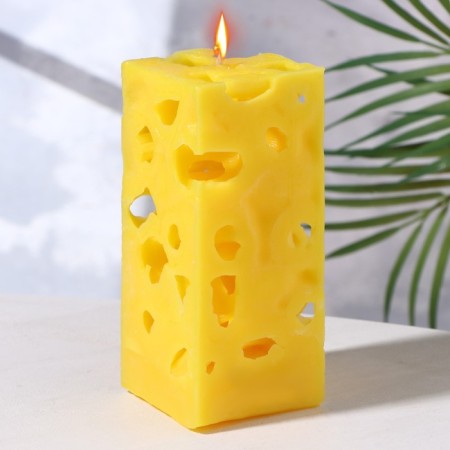 Aromatic decorative candle "openwork", yellow, 6x6x12 cm, melon