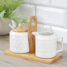 Ceramic serving set on a wooden stand of the estate “Estet. Gerda ”, 2 subjects: milkman 300 ml, sugar bowl with a spoon of 300 ml, white color