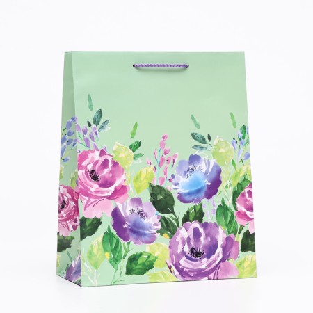Gift package "Floral mood. Bouquet No. 5", 26 x 32 x 12 cm