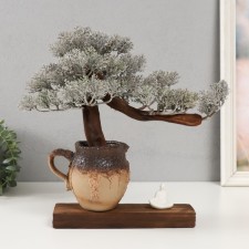 Souvenir wood, porcelain 