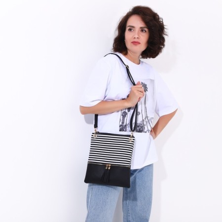 Bag Cross-Bodi with a zipper, black color-7
