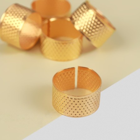 The rod-ring, dimensionless, 1.5 × 1.5 × 1 cm, 5 pcs, the color of the gold