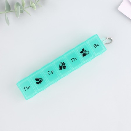 A tableter for a week with a chain, 7 sections, green, Russian letters, 15 x 3 x 2 cm.-2