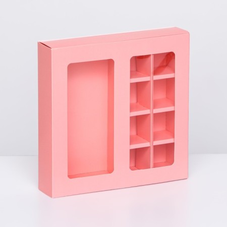 Box for 8 sweets + chocolate, with a window, pink, 17.7 x 17.7 x 3.8 cm