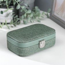 Casket to the leatherette for jewelry 