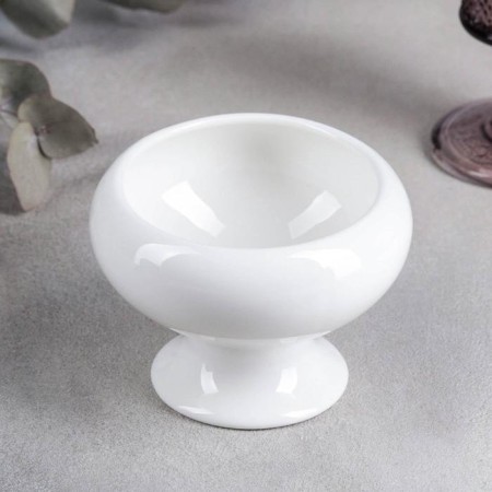 Porcelain Kremanka Wilmax, 270 ml, d = 11.5 cm, white color