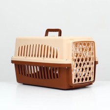 Carriage for animals is plastic with a grid and a bowl of 59 x 36 x 35 cm, weight up to 12 kg, beige