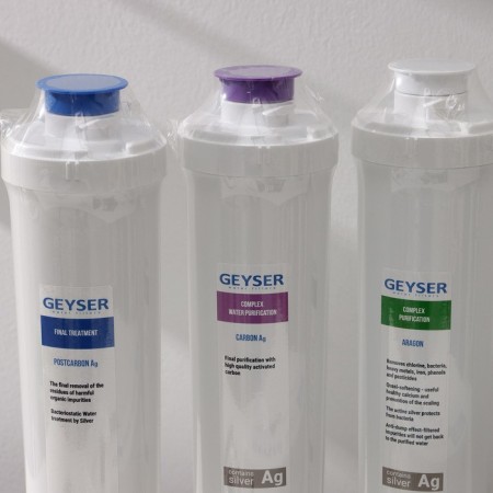 The filter system "Geyser. Smart "universal-1