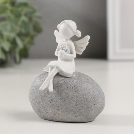 Polystone souvenir "Girl Angel with a bouquet, on a pebble" 7x4.5x8.5 cm-3