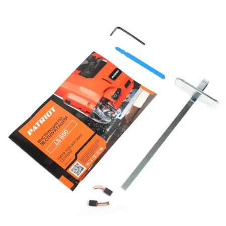 Patriot LS650, 570 W, 880-3000 move/min, sawdown 17 mm, drank 65 mm, 4 positions-10