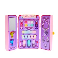 Cosmetics set for the girl 