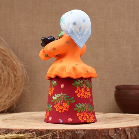 Kovrov toy "Baryshnya with a bucket", ceramics-2