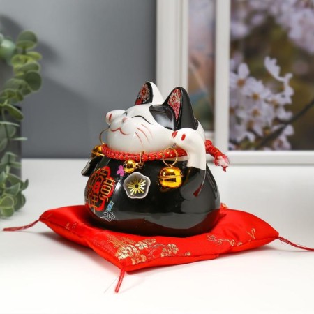 Souvenir Ceramics Piggy Code "Black Cat Mani-Neko with bells" 11.5x11.5x9.5 cm-2