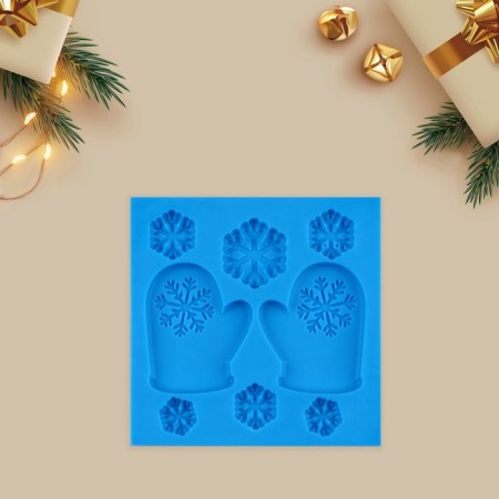 Silicone Mold for creativity "mittens", 8 x 8 cm-1