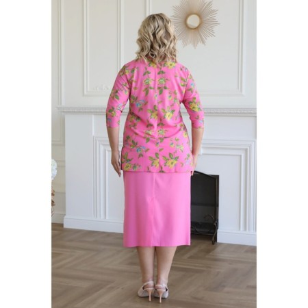 Female suit, size 60-12