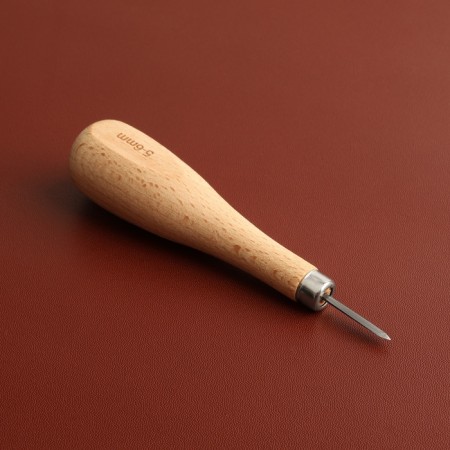 Awl for the skin, rhomboid, step 5-6 mm, 11 cm