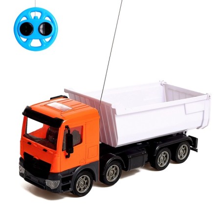 Radio -controlled “Self -Small” truck, works on batteries, lighting effects, scale 1:24, Mix color