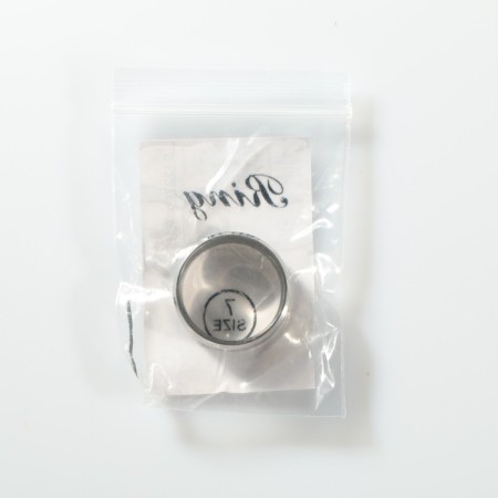 Ring with an engraving "Holy", metal, d = 1.6 cm-2
