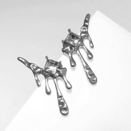 Earrings with rhinestones "melting" rhombus, white color in silver-1