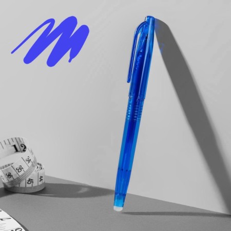 The fabric handle is thermal -based, the color is blue