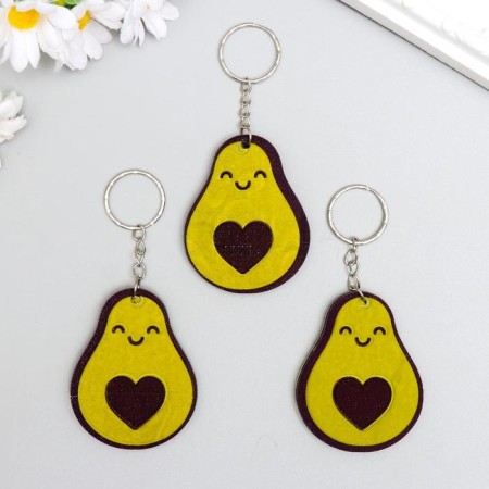 AVARA "Avocado with a bone-heart" 5.1x6.5 cm-2