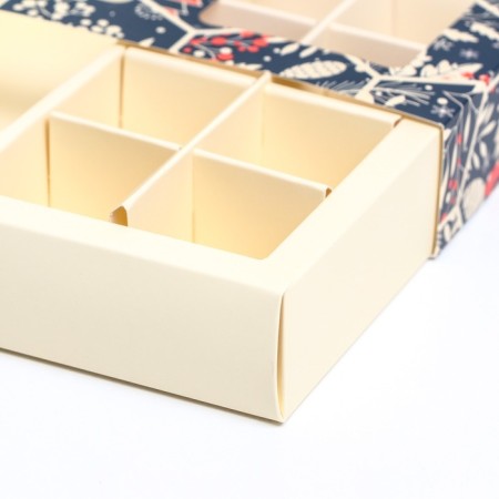 Box for sweets, 8 sweets and chocolate, 17.7 x 17.7 x 3.8 cm "Happy holiday!"-9