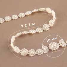 Pearls on threads, flat, 10 mm, 9 ± 1 m, milk color