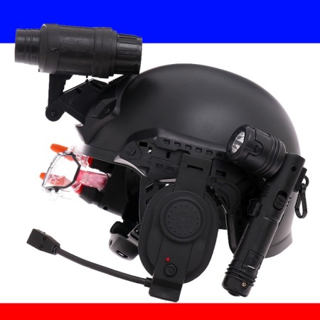 The helmet of the policeman "Super Agent", light and sound effects, works from batteries-7