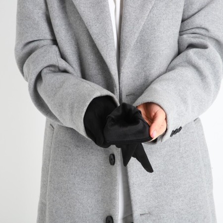 Gloves are female, dimensionless, without insulation, black color-5