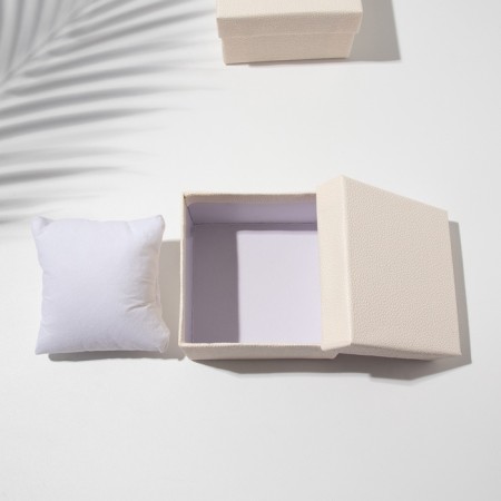 Gift box for the watch "Funding", 9 × 9, white color-3