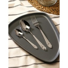 A set of cutlery 