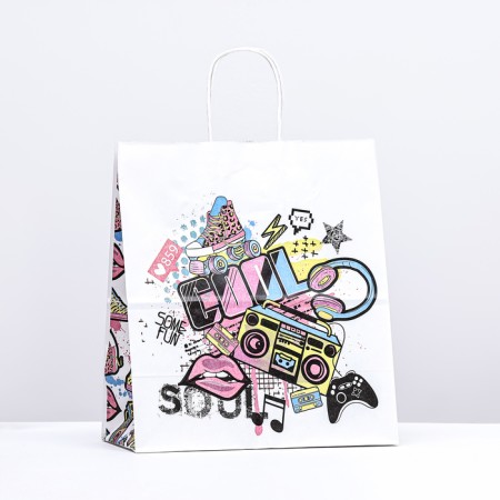 Paper package, craft 100 g/m2 25 x 22 x 12 cm "graffiti"