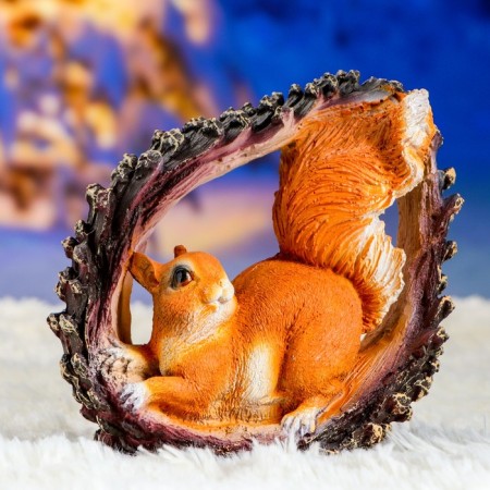Garden figure "Squirrel in the bump" 25x20x14cm-3