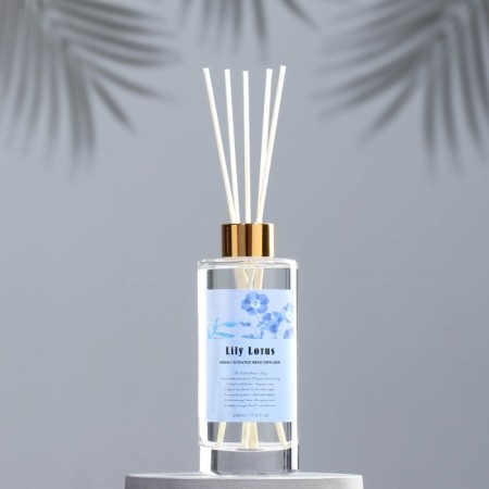 The aromatic diffuser "Lily Lotus", 200 ml, lily and lotus-1