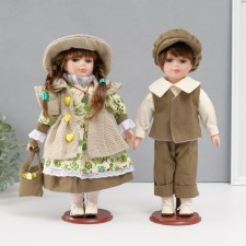 Doll Collectible couple 