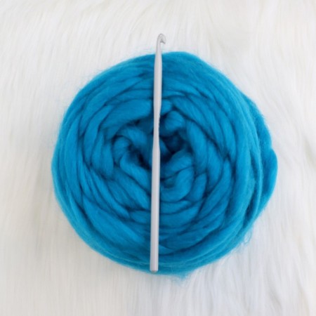Knitting hook Basix Aluminum KnitPro 5.00mm 30780-3