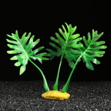 Artificial aquarium plant, 4 x 6 x 16 cm