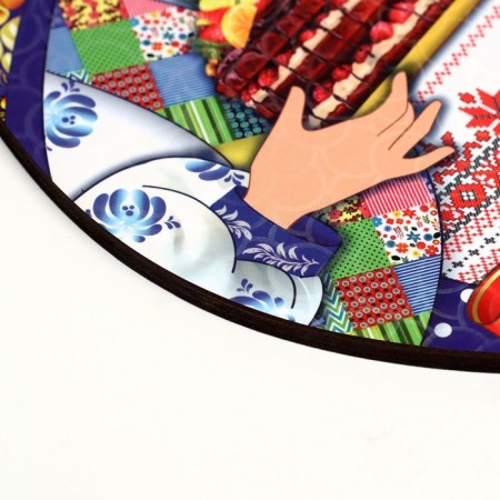 Board of a cutting souvenir "Matryoshka", beloved granny, 15 × 23cm-2