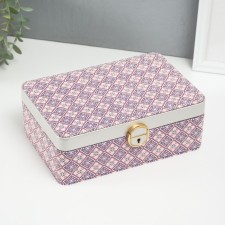 Casket to the leatherette for jewelry 