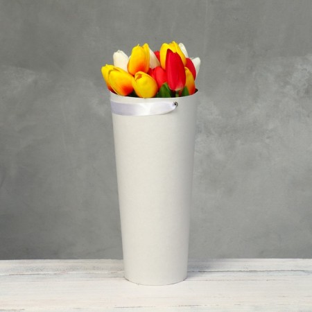 Carrying cone to flowers, white 10 x 14 x 30 cm