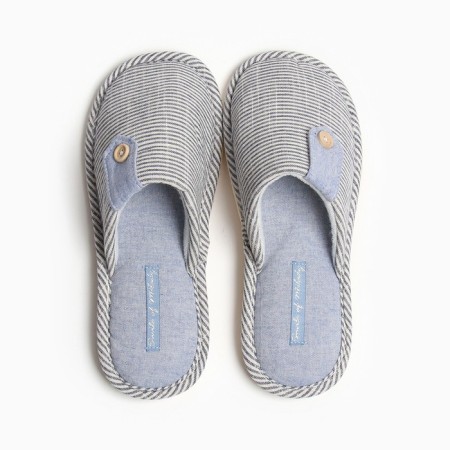 Women's slippers closed, size 40/41-1