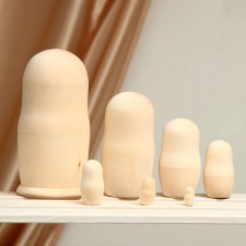 Matryoshka 7 in 1, white