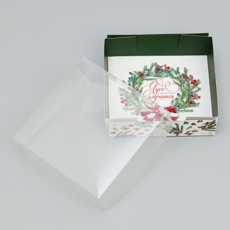 Makarun box “Miracle will happen”, a wreath, 12 x 12 x 3 cm, New Year-3