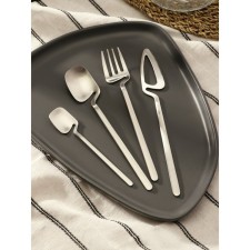 A set of cutlery of stainless steel Magistro Wave, 4 objects, silver color